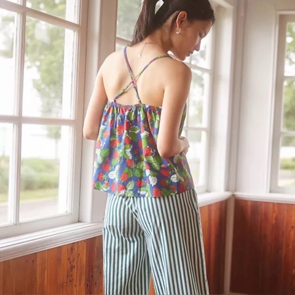 Anthropologie Print Fresh Strawberry retired lounge Set